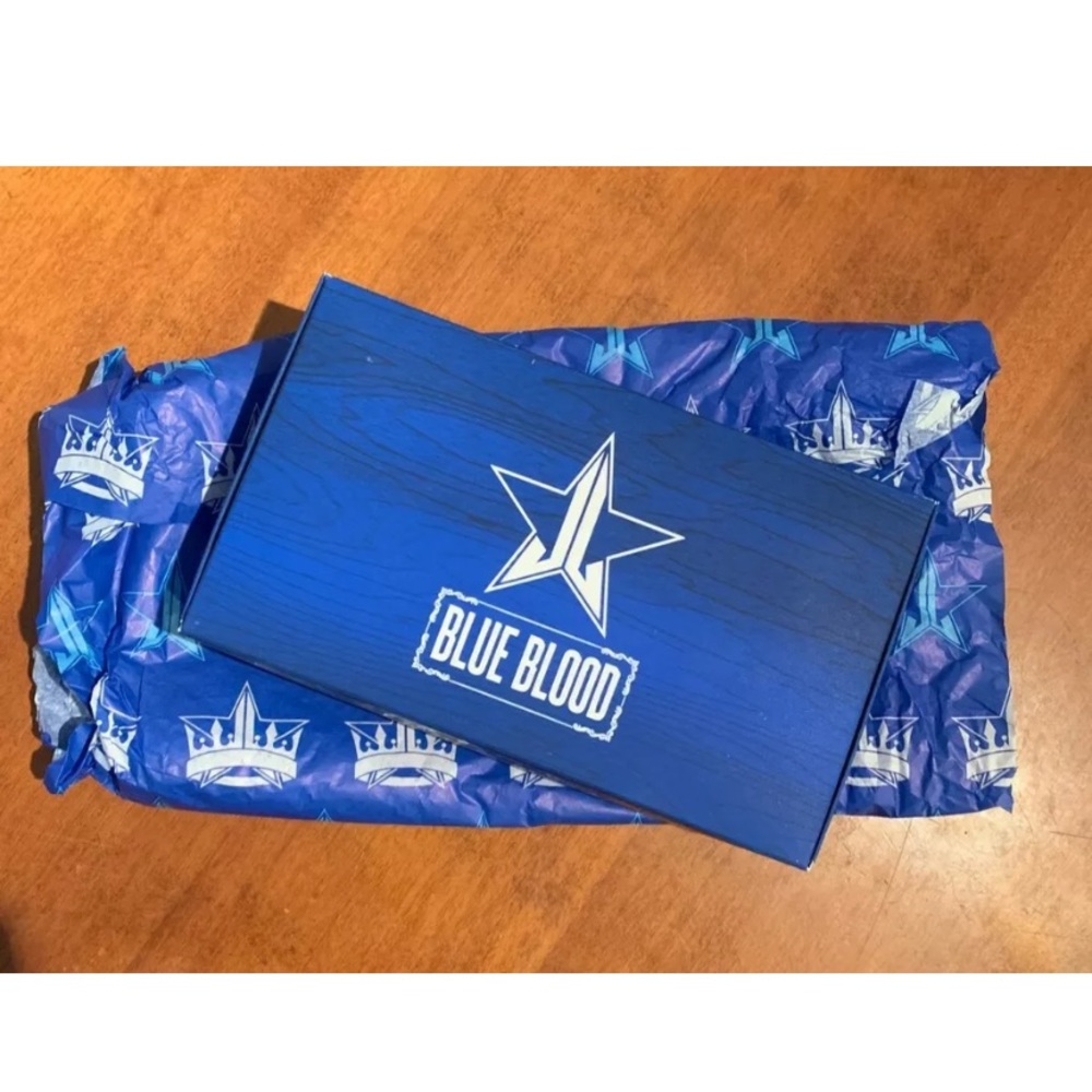 Jeffree Star “Blue Blood” Palette 100% Auth